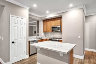 Photo #6: 226025735 Listing 