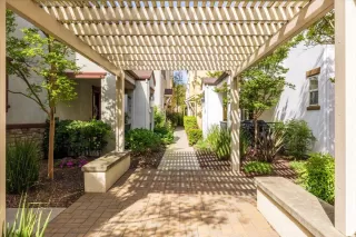 Photo #3: 226025885 Listing 