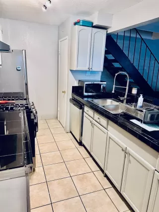 Photo #4: 226026449 Listing 