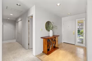 Photo #4: 226027347 Listing 