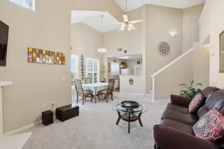 Photo #5: 226027653 Listing 