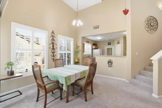 Photo #6: 226027653 Listing 