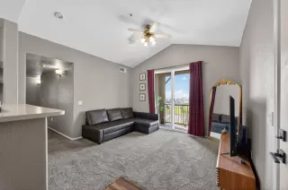 Photo #3: 226027975 Listing 