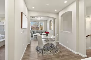 Photo #5: 226027978 Listing 