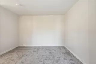 Photo #3: 226028028 Listing 