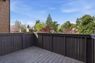 Photo #5: 226028028 Listing 