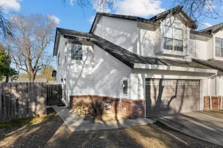 Photo #1: 226028296 Listing 