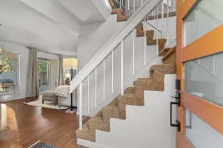 Photo #3: 226028296 Listing 