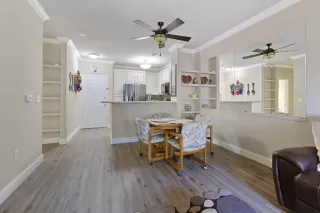 Photo #2: 226028492 Listing 