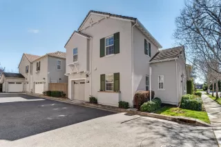 Photo #3: 226028766 Listing 