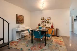 Photo #4: 226030145 Listing 