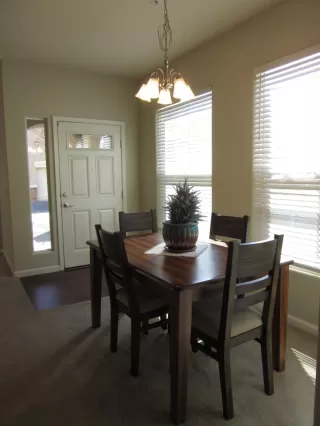 Photo #5: 226030174 Listing