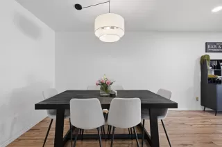 Photo #5: 226030431 Listing 