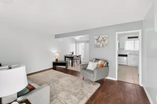 Photo #3: 226030733 Listing 