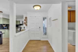 Photo #4: 226030845 Listing 