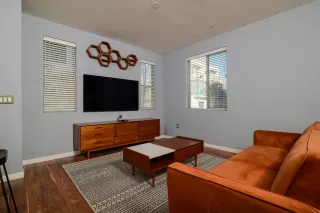 Photo #3: 226031203 Listing 