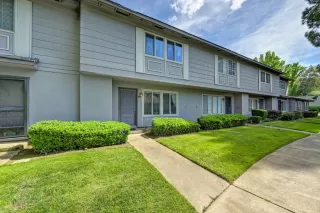 Photo #1: 226031436 Listing 