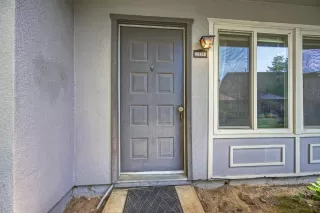 Photo #3: 226031436 Listing 