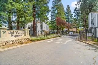 Photo #3: 226031729 Listing 