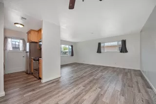 Photo #1: 226031904 Listing 