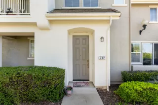 Photo #4: 226032533 Listing 