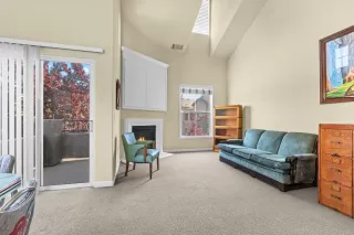 Photo #5: 226032586 Listing 