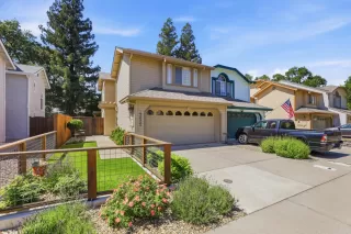 Photo #5: 226032782 Listing 