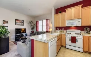 Photo #2: 226032881 Listing 