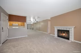 Photo #6: 226033052 Listing 