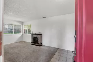 Photo #4: 226033178 Listing 