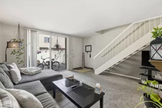Photo #1: 226033539 Listing