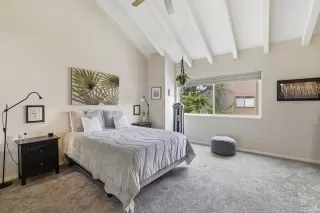 Photo #5: 226033539 Listing