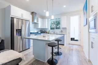 Photo #6: 226033740 Listing