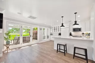 Photo #6: 226033746 Listing 