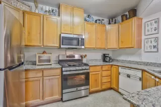 Photo #3: 226033841 Listing 