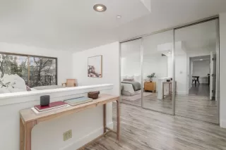 Photo #5: 226033860 Listing