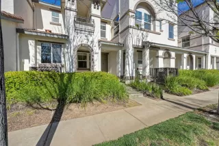 Photo #3: 226034044 Listing