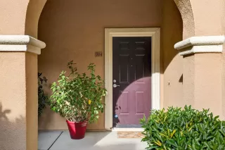 Photo #5: 226034763 Listing 