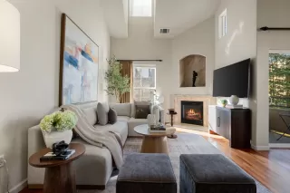 Photo #4: 226034794 Listing 