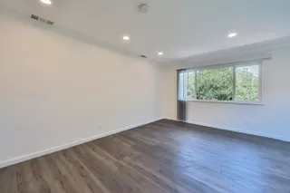 Photo #5: 226035078 Listing 