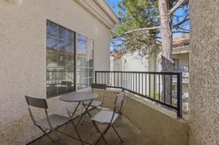 Photo #5: 226035803 Listing