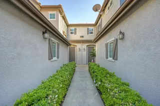 Photo #2: 226036101 Listing 