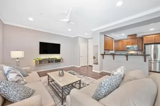 Photo #6: 226036101 Listing 