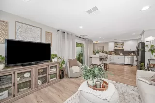 Photo #4: 226036112 Listing 