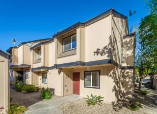 Photo #1: 226036258 Listing 