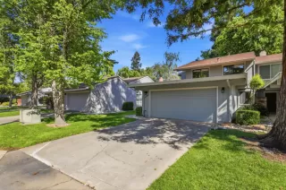 Photo #4: 226036360 Listing