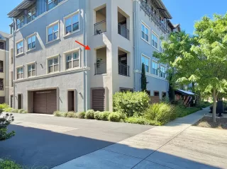 Photo #3: 226036381 Listing