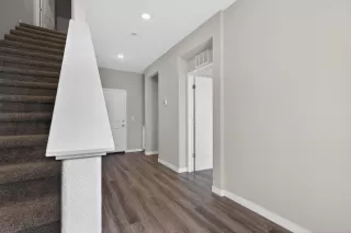 Photo #2: 226036721 Listing 