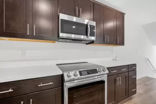 Photo #6: 226036779 Listing 