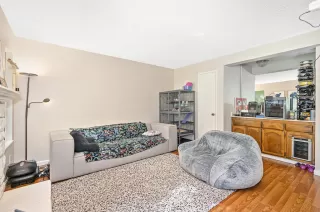 Photo #5: 226037006 Listing